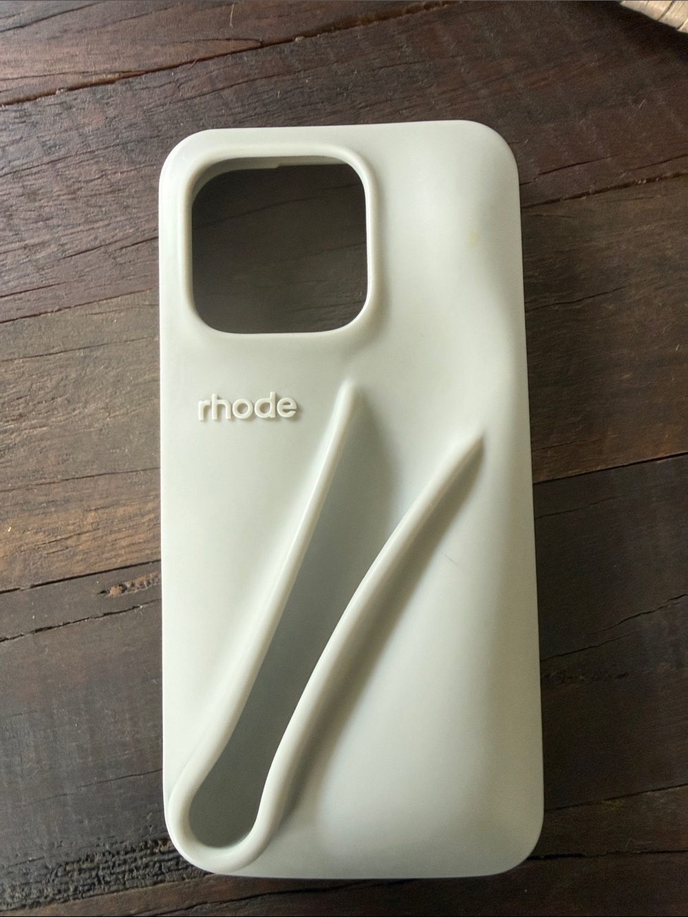 RHODE iPhone 16 Pro Silicone Case in Grey